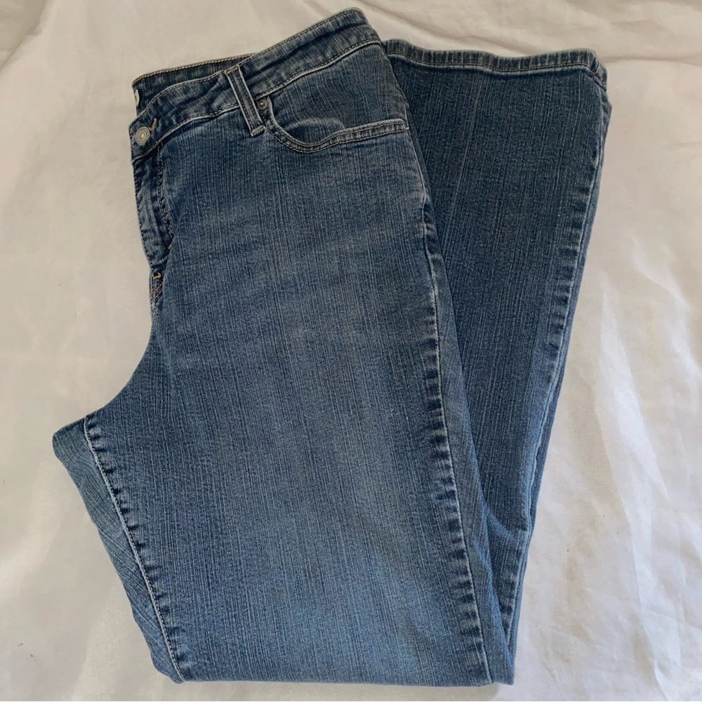 Levi’s 590 Women’s Jeans Size 16w Medium